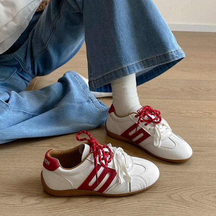 2026 New Women Retro German Trainers, Versatile Soft Sole White Sneakers, Fashion Casual Skate Shoes For Summer